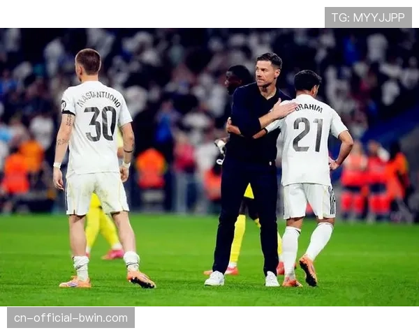 哈维阿隆索皇马改打3-4-3 特伦特与卡雷拉斯担当边翼卫